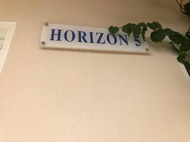 Horizon 5 Pied Dans L'Eau Apartment Le Lavandou