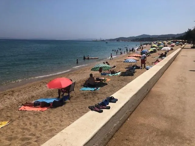 Horizon 5 Pied Dans L'Eau Apartment Le Lavandou France