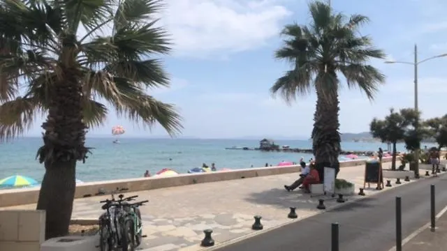 Horizon 5 Pied Dans L'Eau Apartment Le Lavandou