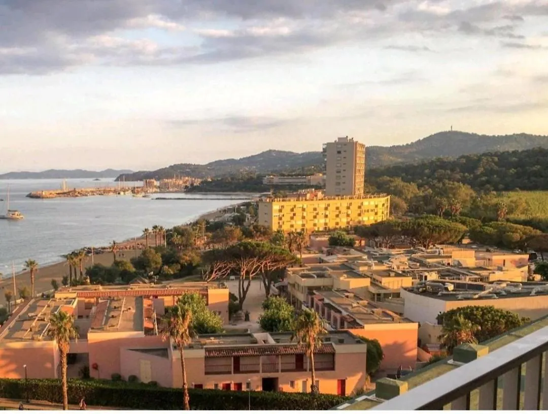 Horizon 5 Pied Dans L'Eau Apartment Le Lavandou